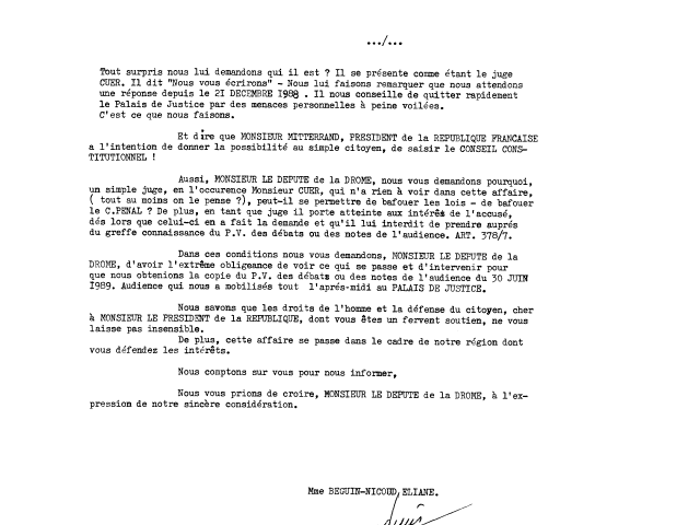 21 juillet 1989 - Lettre au député Alain Fort - je lui signale que le Greffier Hazane du TGI. de Valence à un Code qui date de 1979 - page2